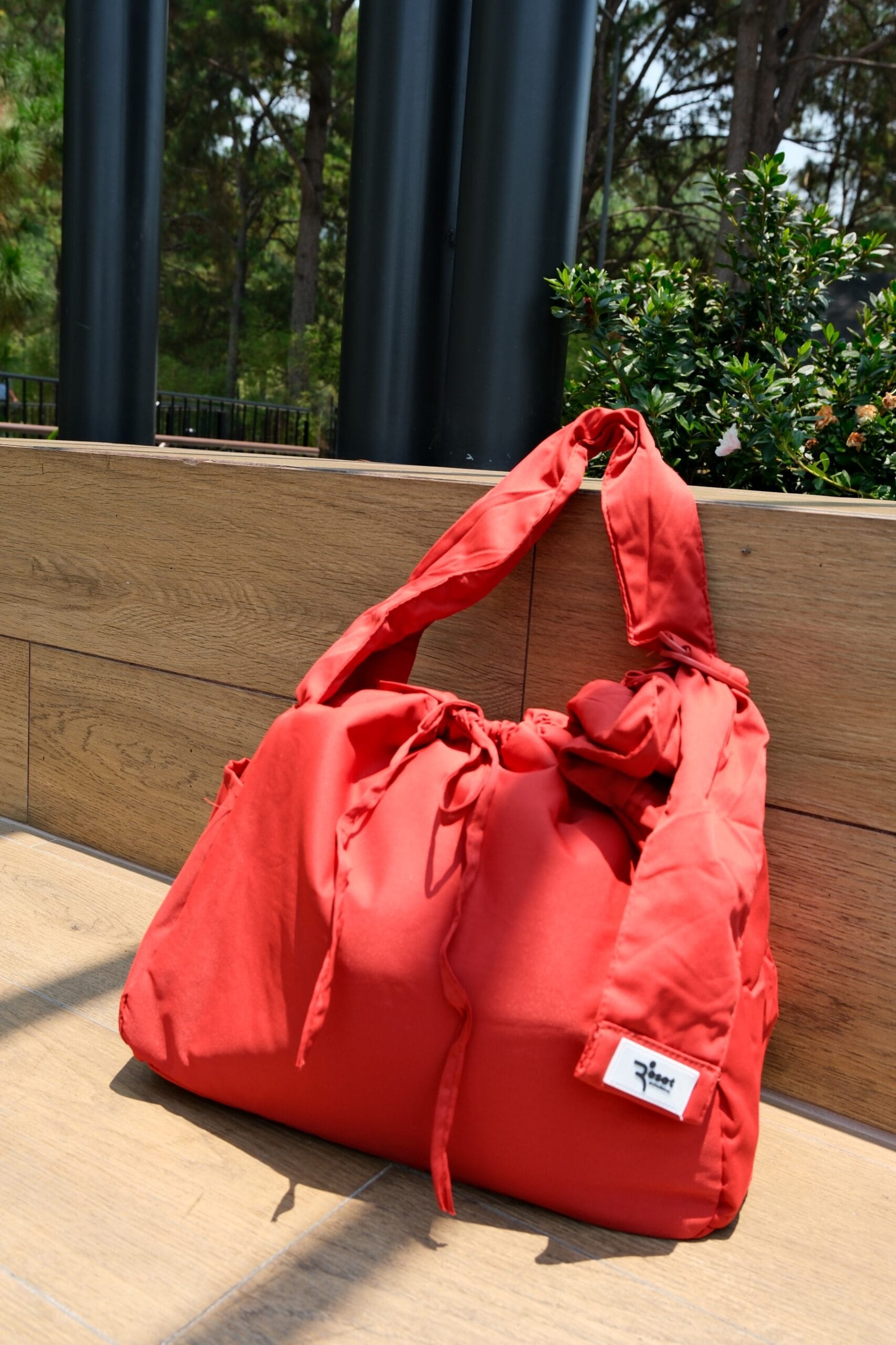 Puff Tote Bag - Image 4